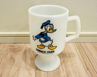 Caneca de vidro branco leitoso com pedestal do Pato Donald - Vintage Walt Disney Productions