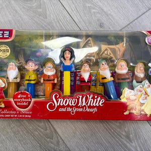 Snow white pez - Etsy 日本