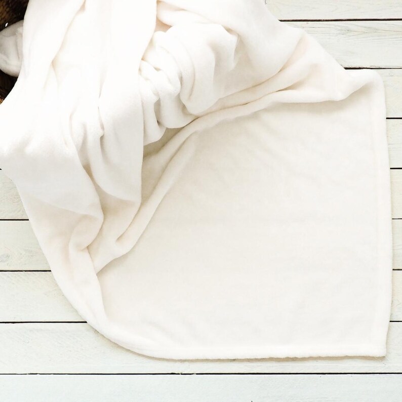 This Is My Netflix & Chill Blanket – Soft Cozy Throw, Funny Movie Night Fleece, Popcorn Design Gift, 50x60, 100% Polyester Cream