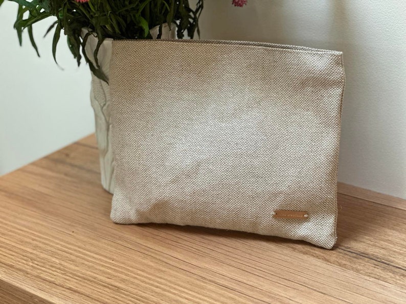 Tech Bag, Travel accessories or Pencil case. Beige, All-natural, Rustic Juco pouch, Electronics Bag, Great alternative to synthetic Nylon. immagine 10