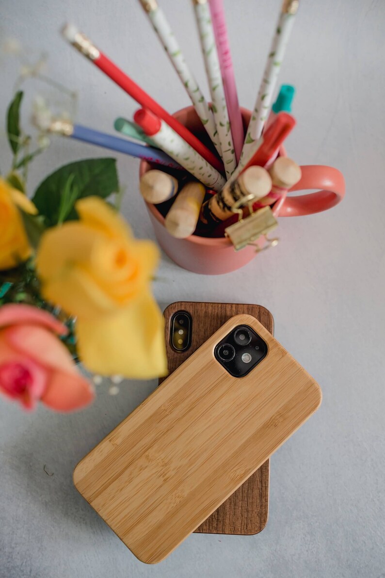 Real Bamboo iPhone Case Zero Waste Bamboo Phone Case for iPhone 12 and iPhone 12 Pro with Eco-Friendly Shell Sustainable