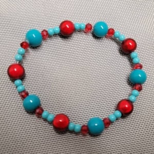 Bracelet Beautiful Red Crystals Blue Aqua Glass Beads Pretty Style Avant Garde All The Rage Jewelry 1 One Of A Kind Quality Handmade In USA