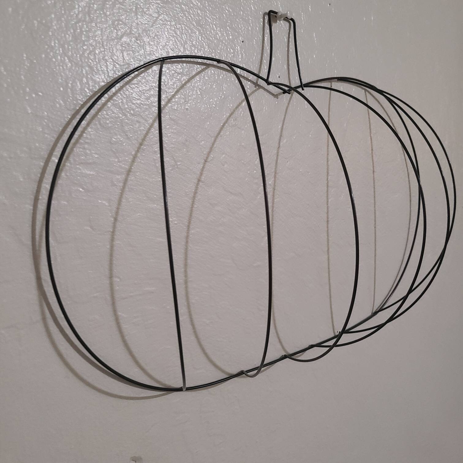 Pumpkin Wreath Form /thanksgiving Signs / Pumpkin Wreath / | Etsy
