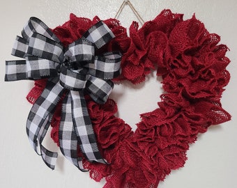 Valentine’s Day heart Red burlap heart wreath for front door/ farmhouse heart wreath with bow/Gift/ year around wreath