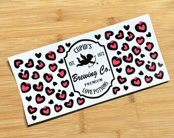 Emballage de tasse coeur rouge et noir de Cupids brewing company, emballage de tasse de 16 oz UV DTF prêt à appliquer, emballage de tasse de Saint-Valentin, emballage de tasse de coeur, cadeau de bricolage