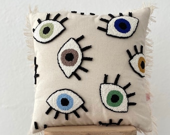 Galia Tasarim - Funda de almohada de lino Boho Evil Eye Punch - Motivos de ojos y bordes con flecos - Decoración elegante con opciones de color