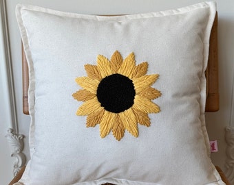 Galia Tasarim - Sunflower Punch Embroidered Pillow Cover