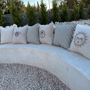 Galia Tasarim Sunburst Punch Needle Embroidered Linen Cushion Cover with Fringed Edges image 5