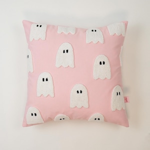 Galia - Funda de almohada fantasma rosa de 42 x 42 cm. Bonito cojín con mechones inspirado en Halloween.