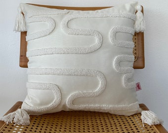Galia Tasarim - Bone Color Modern Minimalist Punch Embroidered Cushion Cover