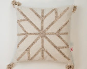 Galia Tasarim - ミニマリストノルディックスター枕カバー 45 x 45 cm ベージュテクスチャードリネンクッション タッセル付き