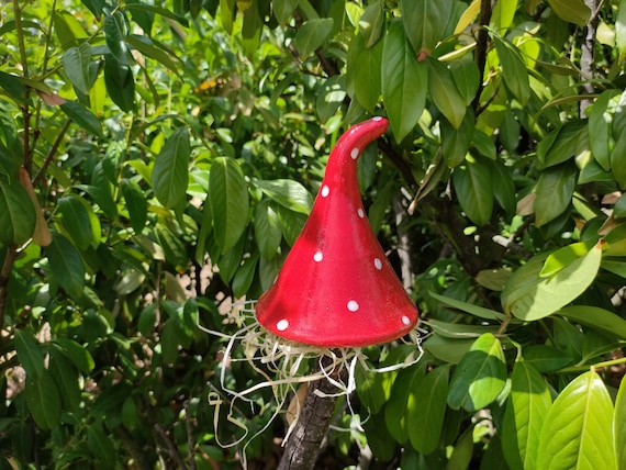 Piquet de jardin avec pointe en céramique tordue, fabriqué sur