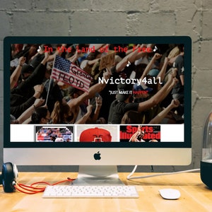 Puede incluir: Una pantalla de ordenador que muestra un sitio web con el texto "Nvictory4all" y el lema "Just make it happen". El sitio web presenta una foto de una multitud de personas levantando los pu&ntilde;os en el aire. El sitio web tambi&eacute;n presenta una foto de un jugador de b&eacute;isbol, una gorra de b&eacute;isbol roja y una portada de revista para Sports Illustrated.