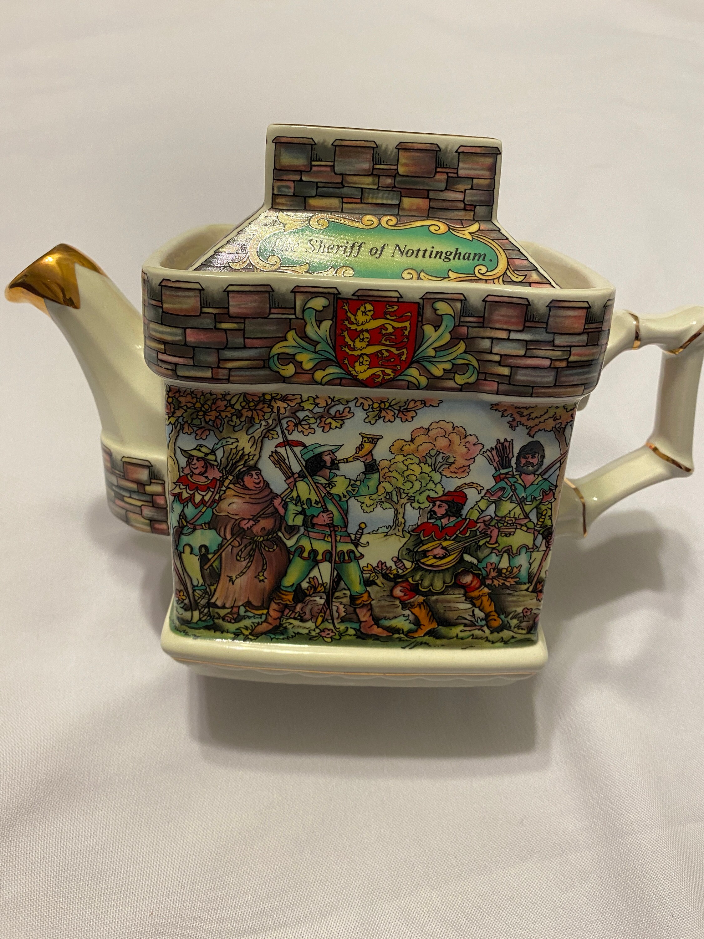 Sadler Robin Hood Teapot England Gold Trim Beautiful Sandler Teapot