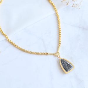 Amulet Necklace Thai Solid, Pendant - 24K Gold Plated - Phra Buddha Chinnarat - Luck, Fortune, Protection, Spiritual, Love and Relationships
