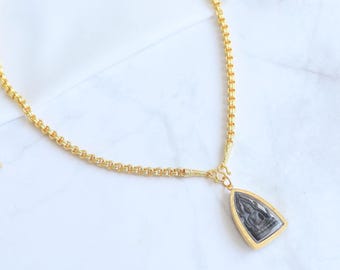 Amulet Necklace Thai Solid, Pendant - 24K Gold Plated - Phra Buddha Chinnarat - Luck, Fortune, Protection, Spiritual, Love and Relationships