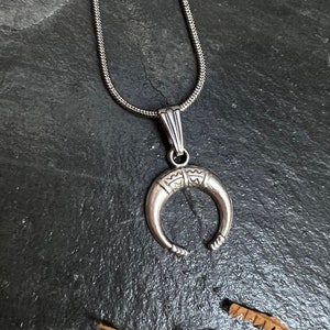 Crescent moon necklace silver // Aztek jewelry, unique, boho, Moroccan