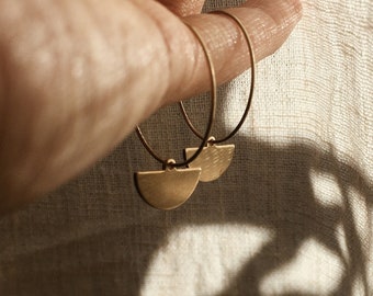 Aros bohemios de media luna en oro y plata | Joyería minimalista delicada | Estilo étnico antiguo