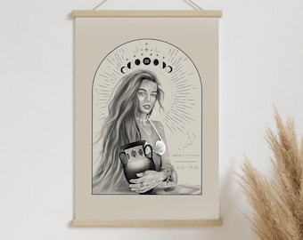 Puede incluir: Ilustración en blanco y negro de una mujer con el pelo largo sosteniendo un jarrón. La ilustración está rodeada por un círculo de estrellas y lunas. El texto "Acuario" y "20 de enero - 18 de febrero" está debajo de la mujer.