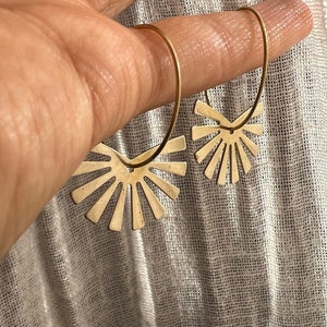 Sun rays brass large // earrings gold, design jewelry, modern shape, antique