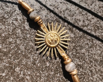 Sun Moonstone Labradorite Friendship Bracelets // Dainty, brass, gold, design jewelry, modern shape, antique