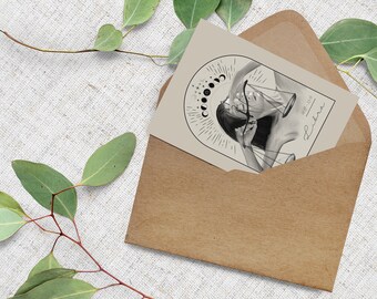 Sternzeichen Waage Postkarte // Illustration, Astrologie, Mondphasen, Geburtstag, Deko, Grußkarte, Luna, Boho, Kunst