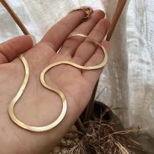 Schlangen Kette Boho Gold Silber // Fischgräten Choker, filigraner moderner layering Look | minimalistischer Schmuck