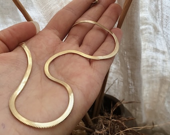 Boho gold silver snake chain // herringbone choker, delicate modern layering look | minimalist jewelry