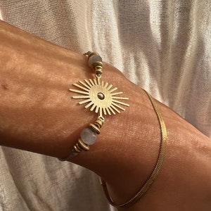 Sun Gemstone Bracelet Boho Gold // Friendship Bracelets Filigree