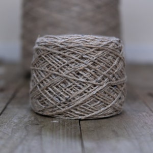 Soft Donegal tweed, merino tweed yarn, irish tweed, worsted weight knitting yarn  - oatmeal beige