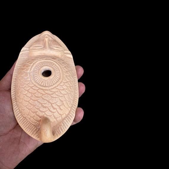 Egyptian oil lamp deals