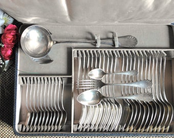 Ensemble de couverts (37 pièces) - APOLLO - Coquille design - 12 couverts en métal argenté