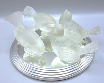 Lalique - 4 figuras de gorrión roto - firmado - Cristal Art Déco