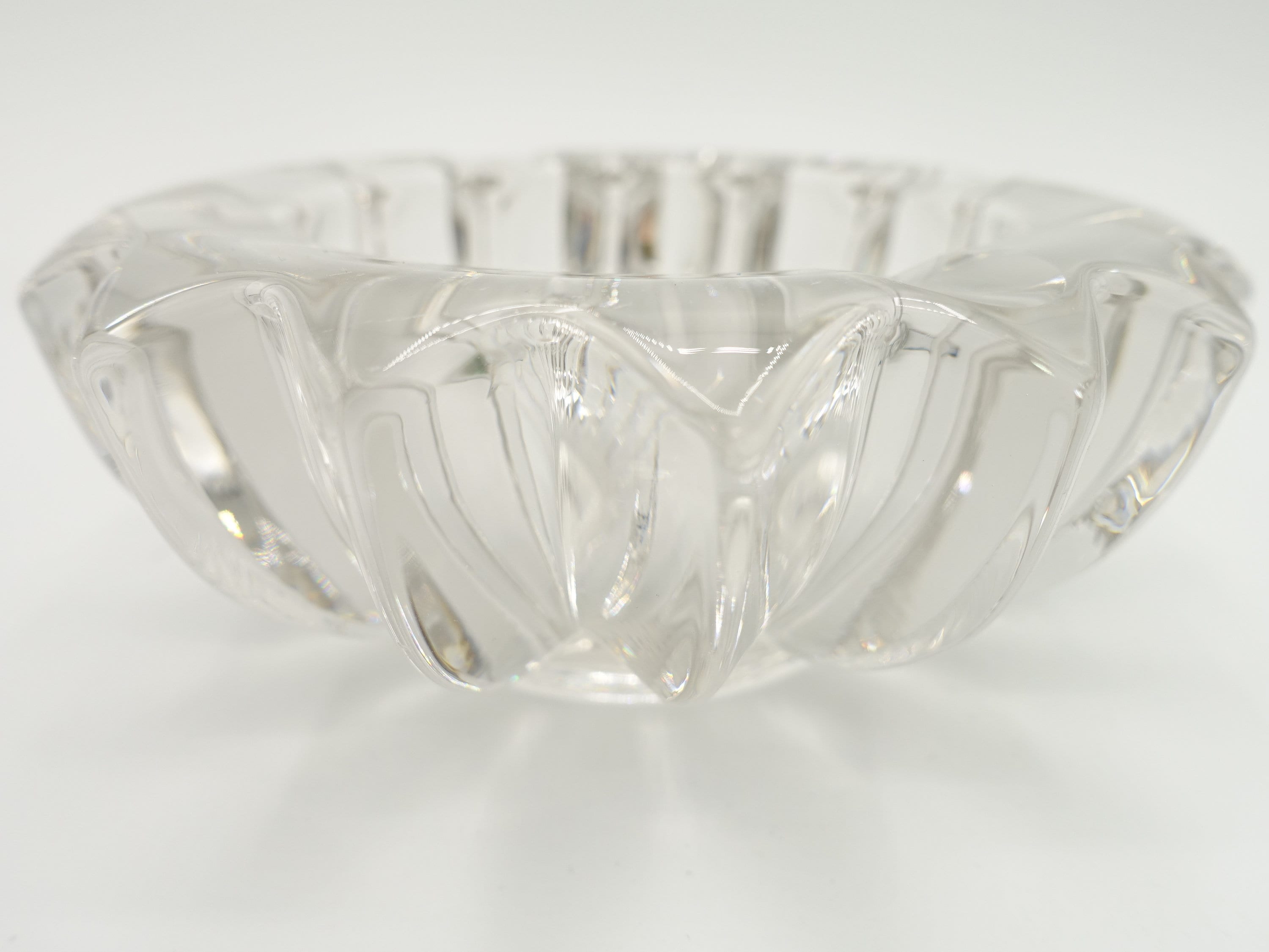 【P.D'AVESN】　ピエール・ダヴスン作　Tourbillons つむじ風 Pierre D'avesn for Daum: Art Deco Crystal 'pique Fleur' Bowl