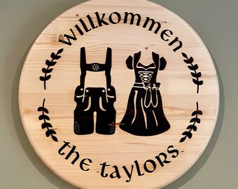 Custom Welcome Sign, Round Wood Sign, Personalized Wood Sign, Wood Burned Sign, Willkommen Sign, Housewarming Anniversary  Wedding Gift