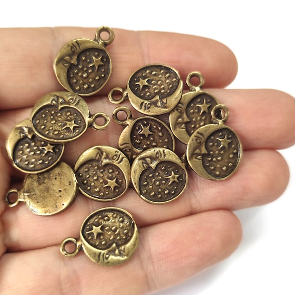 10 Crescent moon star round charms Antique bronze plated charms 18x14mm HNF855