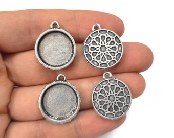 4 Round motif theme charms pendant blank 23x20mm Antique silver plated (17mm blank) HNF596