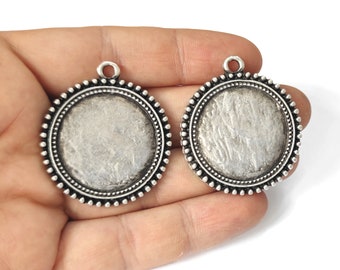 2 Round frame blank bezel setting pendant Antique silver plated pendant 42x37mm HNF740