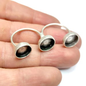 Round ring (3 setting) blank, bezel, cabochon mountings, adjustable ring, 10mm blank, Silver plated brass HNF1091