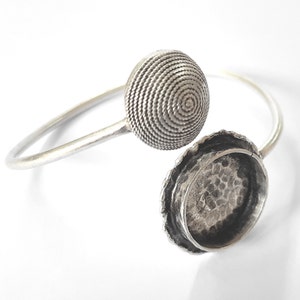 Spiral bracelet blank cuff blank bezel, cabochon mountings, adjustable bracelet, 20mm blank, Silver plated brass HNF247