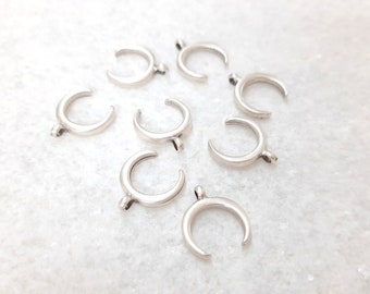 10 Pcs Charmes Croissant, Charmes Lune 16x14mm Charmes plaqués argent antique HNF15