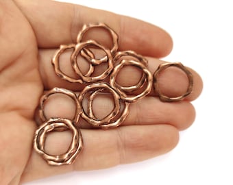 10 Hammered circle round charms hoops connector findings Antique copper plated findings 18mm HNF919