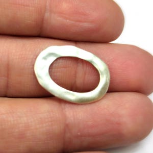 6 Oval link connector Antique silver plated findings 22x16mm HNF1195