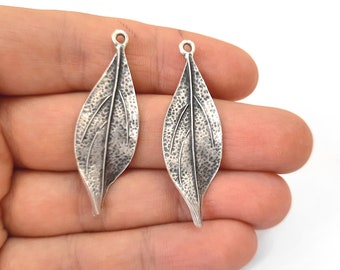 2 Leaf charms Antique silver plated charms 43x14mm HNF481