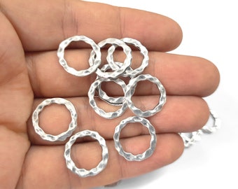 10 Hammered circle round charms hoops connector findings Antique silver plated findings 16mm HNF512