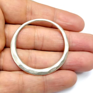 2 Hammered circle round charms hoops connector findings Antique silver plated findings 45mm HNF1221