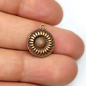 6 Sun flower charms Antique copper plated charms 17x15mm HNF1254