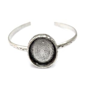 Bracelet blank cuff blank bezel resin blank, cabochon mountings, adjustable bracelet, 30x22mm blank, Silver plated brass HNF1003