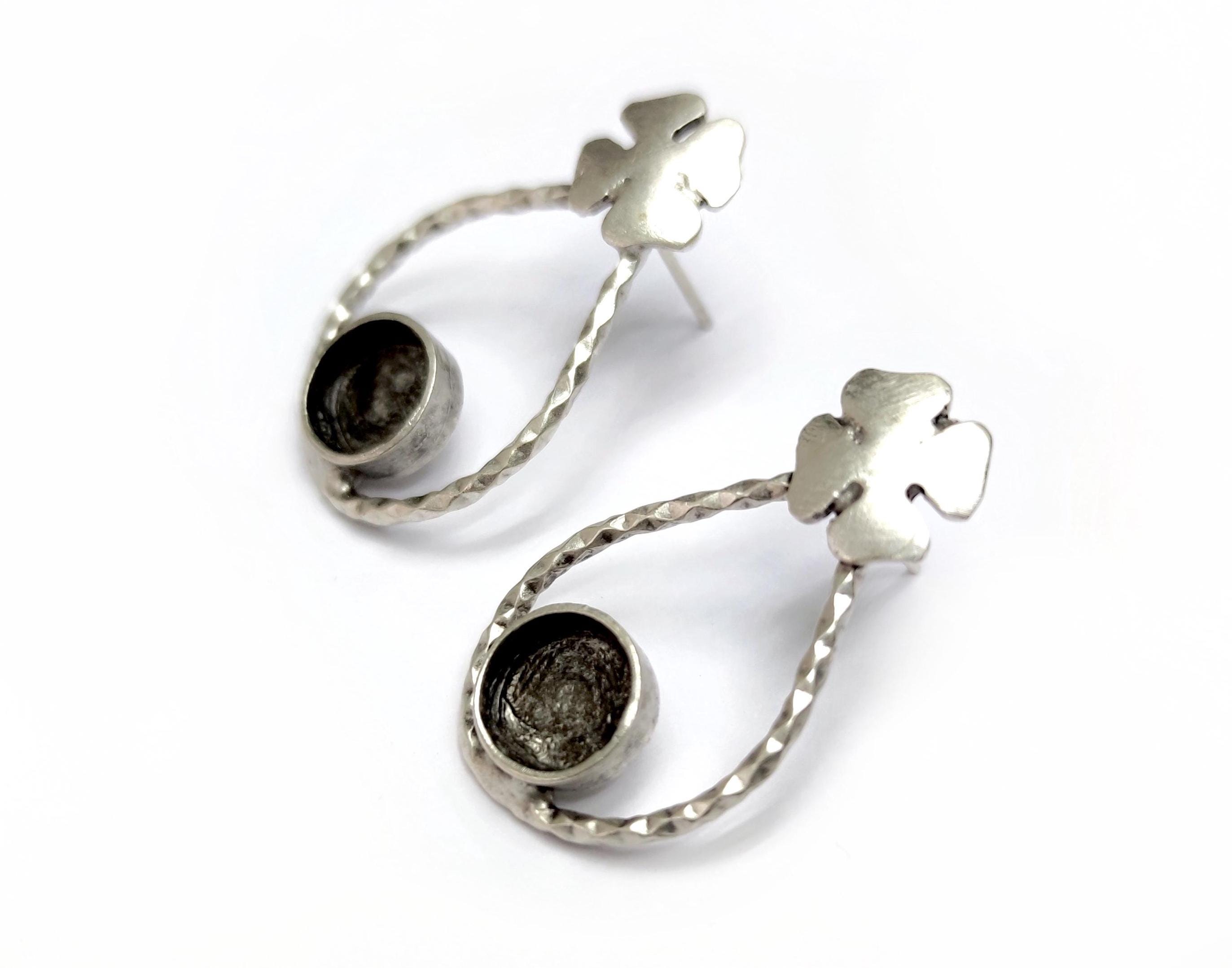 1 pair Clover earring blank settings bezel Antique silver plated brass 8mm blank HNF1175