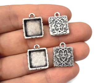 4 Square motif theme charms pendant blank 19x15mm Antique silver plated (12mm blank) HNF592